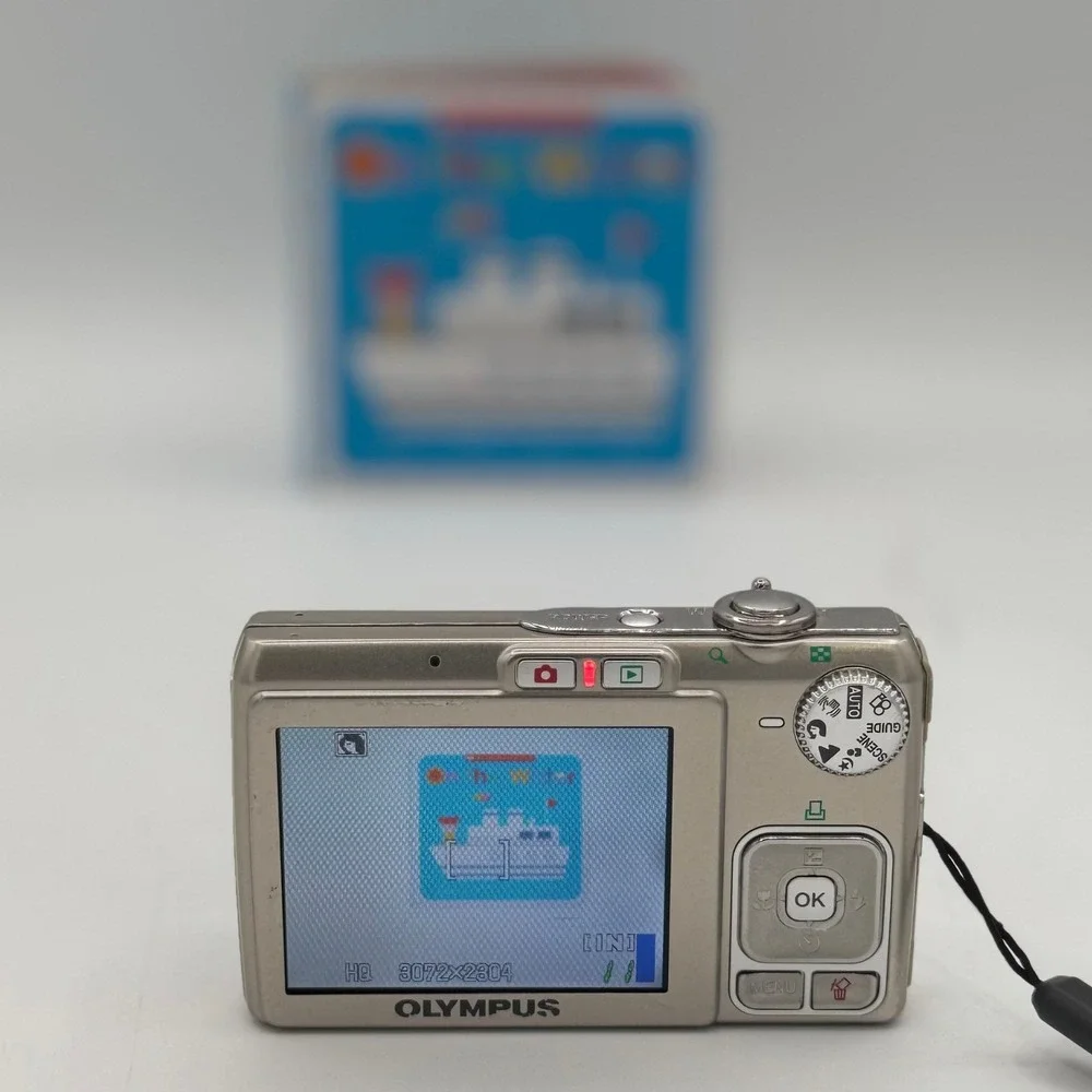 Olympus FE-230 Silver 7.1MP Digital Camera 3x Optical Zoom Compact Tested/ Works